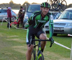 Senior men's race winner Dan Booth (Hope) - Photo Ray Stuart